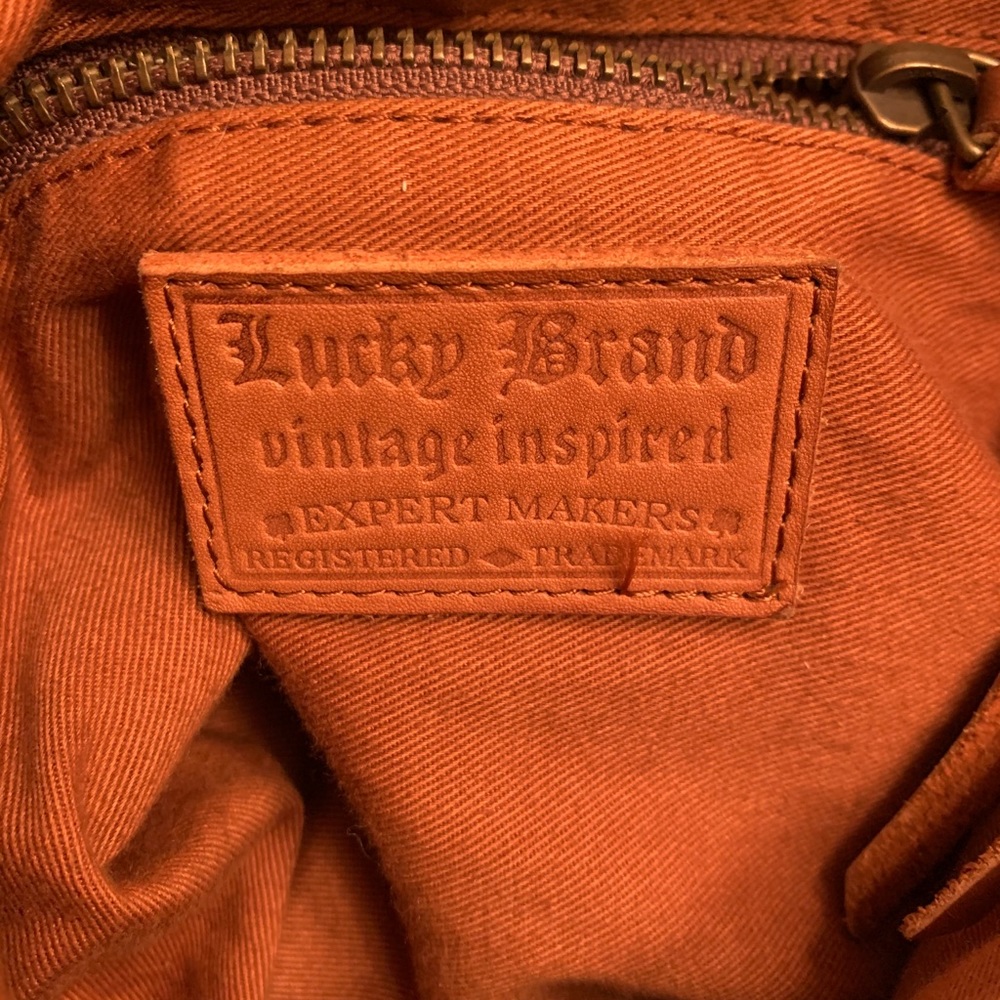 Lucky brand purse